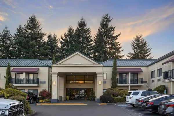 Photo 1 - Best Western Plus Plaza by the Green