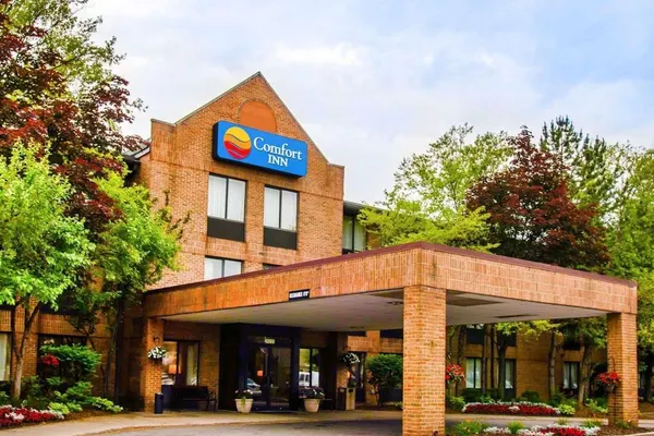 Photo 1 - Comfort Inn Livonia