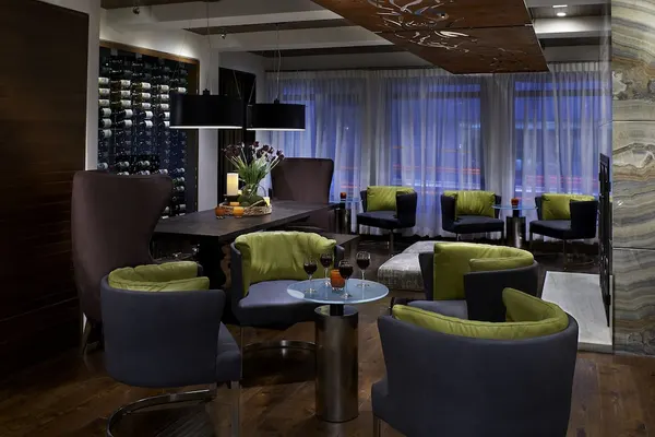 Photo 1 - Kimpton Hotel Vintage Seattle by IHG