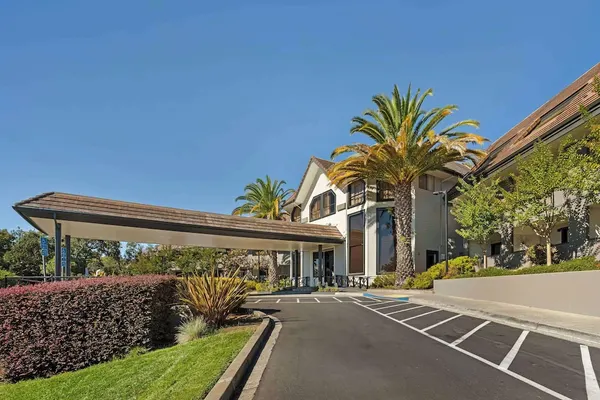 Photo 1 - Best Western Plus Novato Oaks Inn