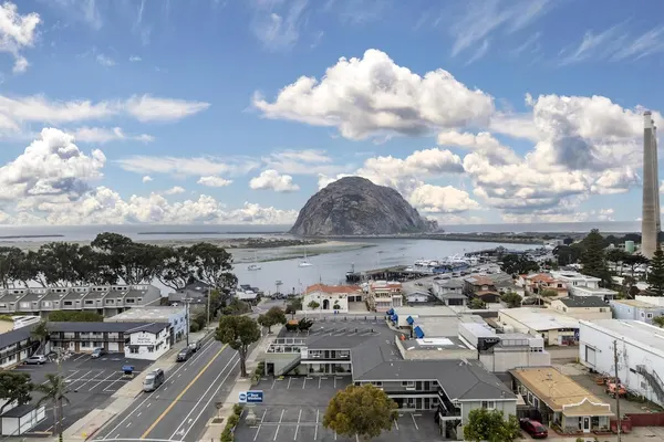 Photo 1 - Best Western Tradewinds