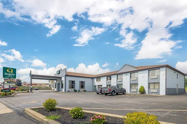 Photo 1 - Quality Inn - Niagara Falls Blvd