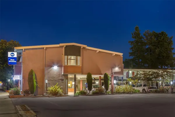 Photo 1 - Best Western Petaluma Inn