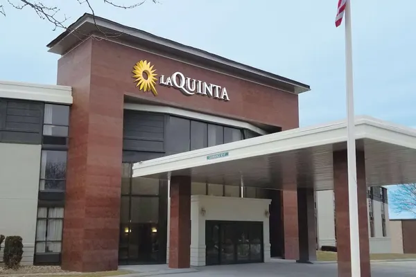 Photo 1 - La Quinta Inn & Suites by Wyndham Boston-Andover