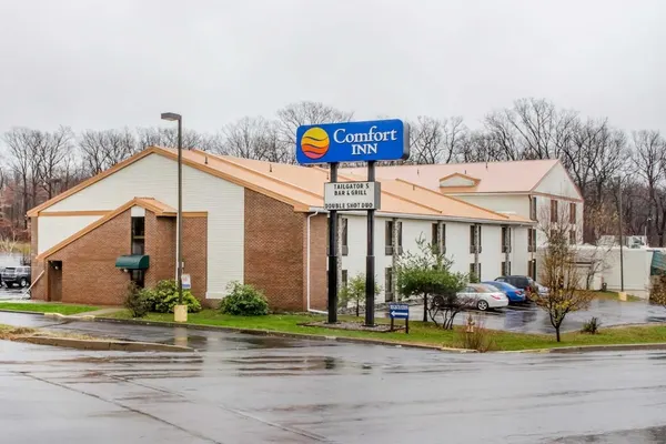 Photo 1 - Comfort Inn West Hazleton