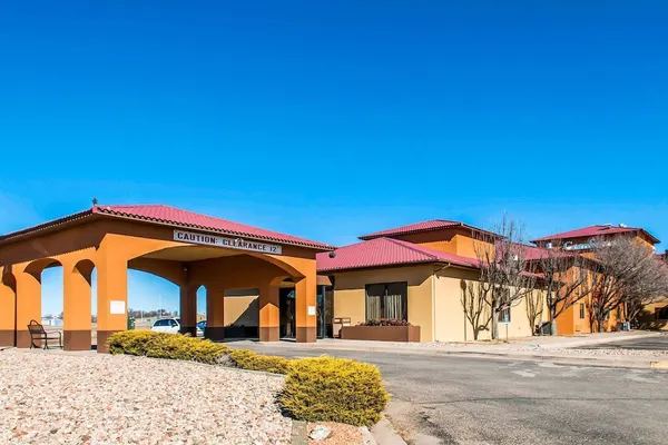Photo 1 - Comfort Inn Las Vegas New Mexico