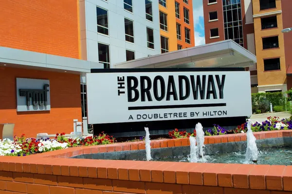 Photo 1 - The Broadway Columbia - a DoubleTree by Hilton