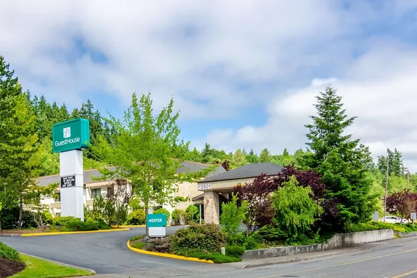 Photo 1 - GuestHouse Inn & Suites Hotel Poulsbo