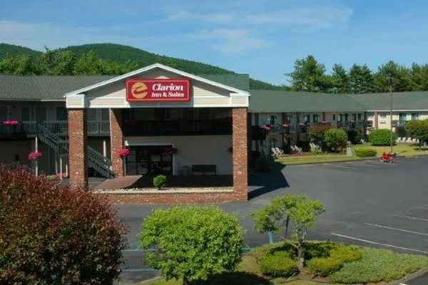 Photo 1 - Clarion Inn & Suites at the Outlets of Lake George