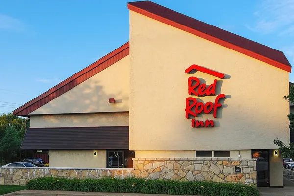 Photo 1 - Red Roof Inn Washington, PA