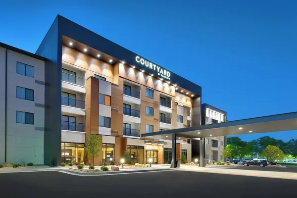 Photo 1 - Courtyard by Marriott Sandy