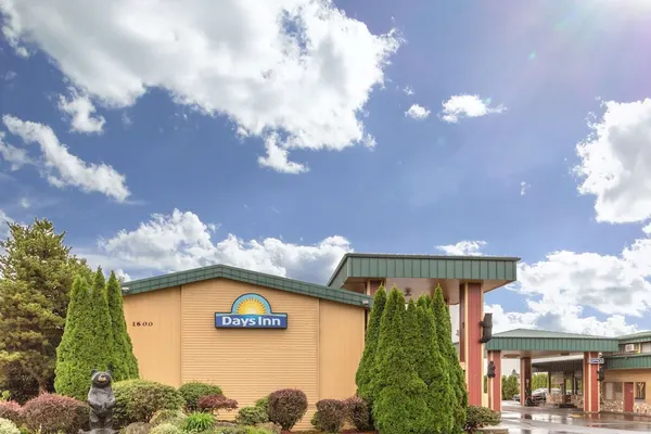 Photo 1 - Days Inn by Wyndham Black Bear