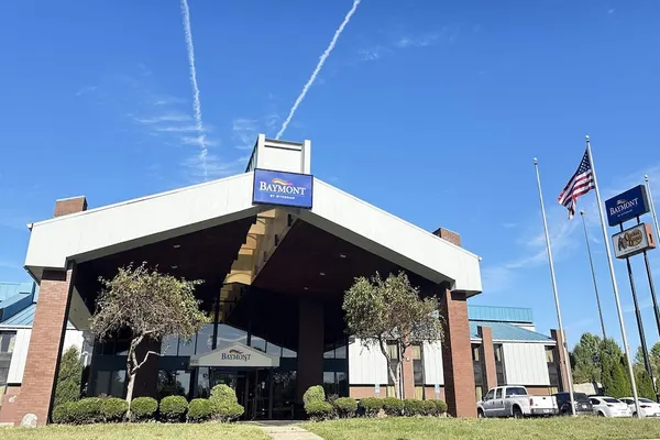 Photo 1 - Baymont by Wyndham Indianapolis South