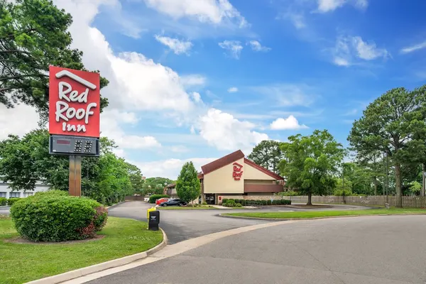 Photo 1 - Red Roof Inn Virginia Beach