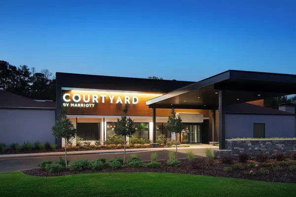 Photo 1 - Courtyard by Marriott Birmingham Homewood