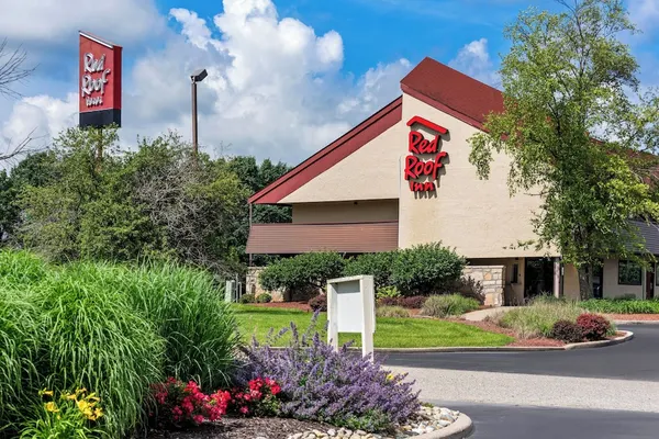 Photo 1 - Red Roof Inn Indianapolis North - College Park