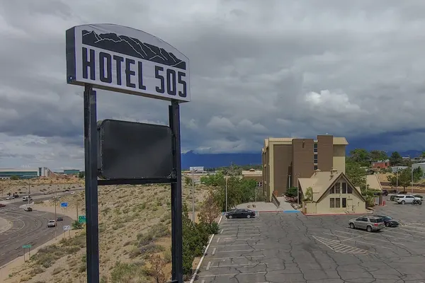 Photo 1 - Hotel 505