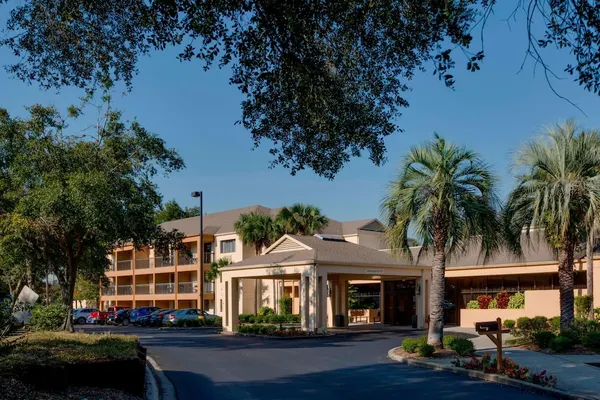 Photo 1 - Courtyard Marriott Ocala