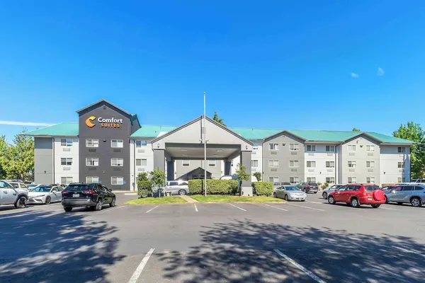 Photo 1 - Comfort Suites Portland Airport