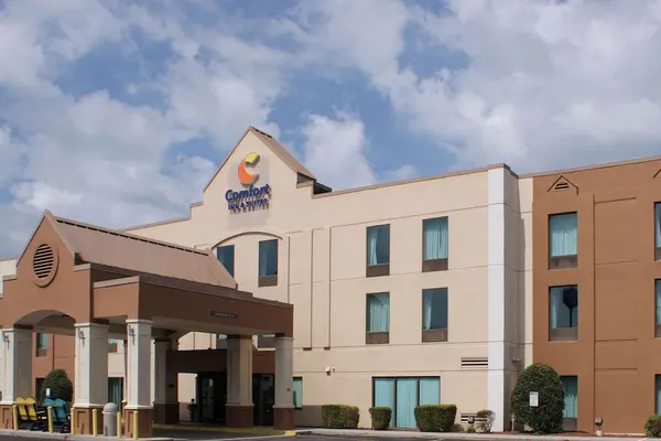 Photo 1 - Comfort Inn & Suites Cookeville