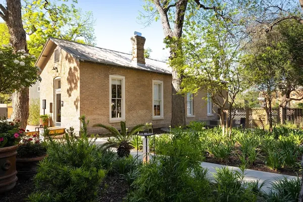 Photo 1 - Plaza San Antonio Hotel & Spa, Autograph Collection