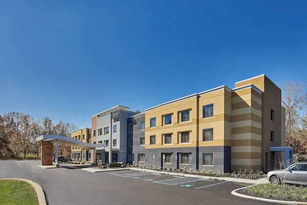 Photo 1 - Fairfield Inn & Suites by Marriott Albany Airport