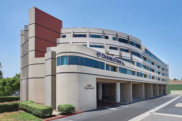 Photo 1 - DoubleTree by Hilton Fullerton