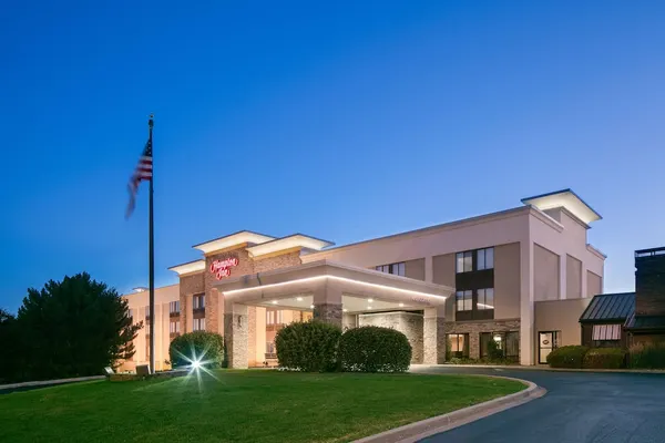 Photo 1 - Hampton Inn Iowa City/Coralville