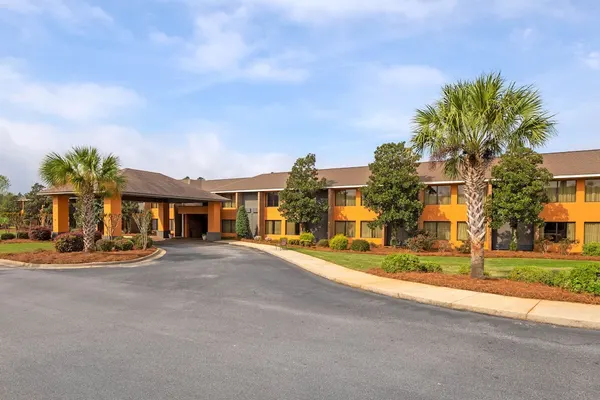 Photo 1 - LikeHome Extended Stay Hotel Warner Robins