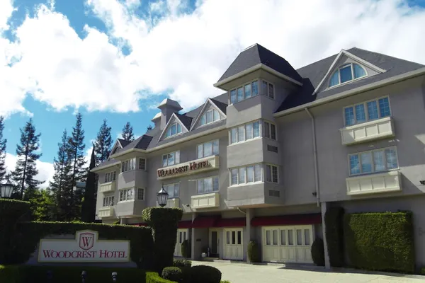Photo 1 - Woodcrest Hotel Cupertino