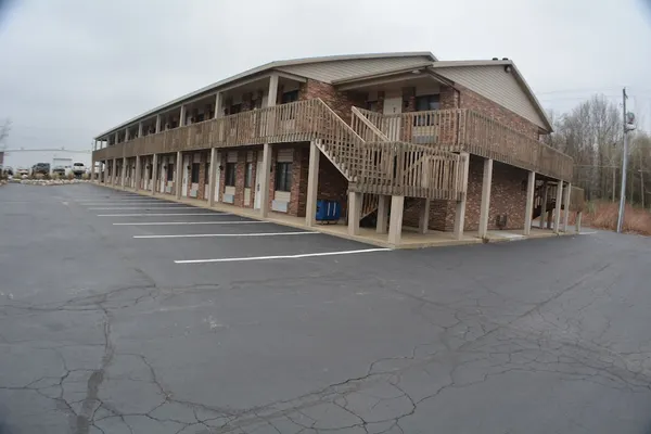 Photo 1 - Best Western Beacon Inn