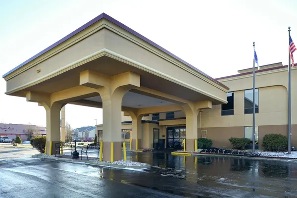 Photo 1 - Hampton Inn Columbus-East