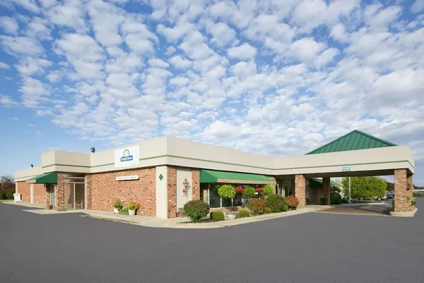 Photo 1 - Days Inn by Wyndham Sidney OH