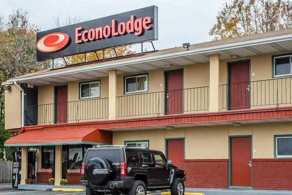 Photo 1 - Econo Lodge Frackville