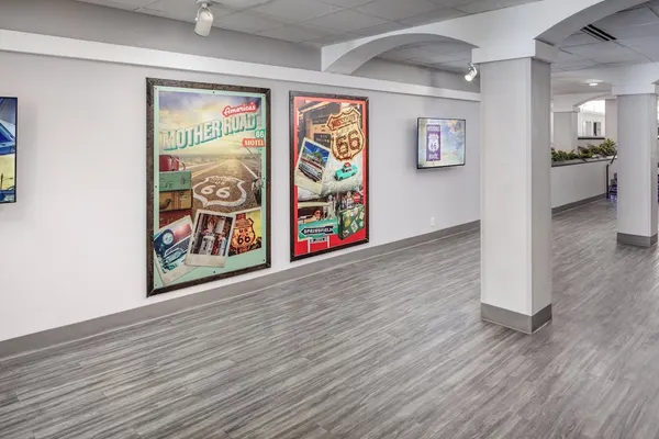 Photo 1 - Holiday Inn Hotel & Suites Springfield - I-44 by IHG