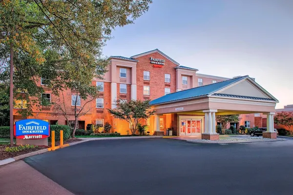 Photo 1 - Fairfield Inn & Suites by Marriott Williamsburg