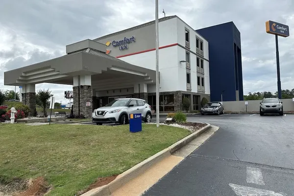 Photo 1 - Comfort Inn Conyers