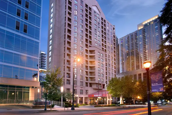 Photo 1 - Atlanta Marriott Suites Midtown