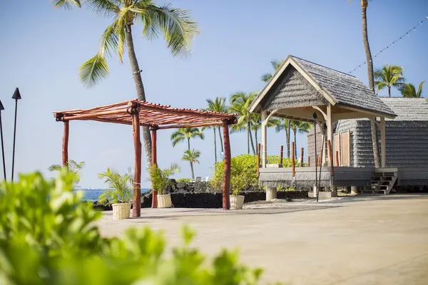 Photo 1 - Courtyard by Marriott King Kamehameha's Kona Beach Hotel