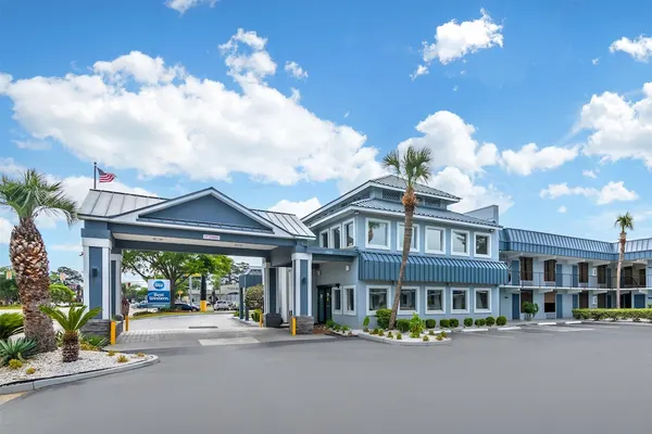 Photo 1 - Best Western Central Inn