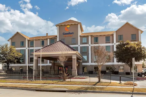 Photo 1 - Comfort Suites Waco Near University Area