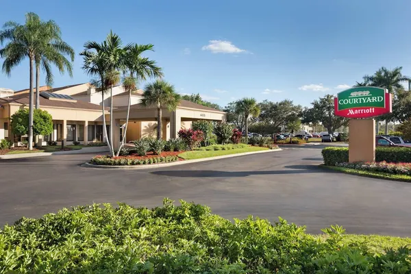 Photo 1 - Courtyard by Marriott Fort Myers Cape Coral