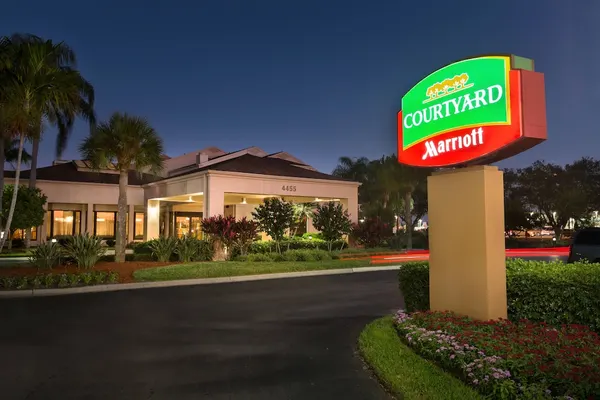 Photo 1 - Courtyard by Marriott Fort Myers Cape Coral