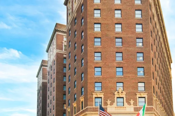 Photo 1 - Marriott Syracuse Downtown