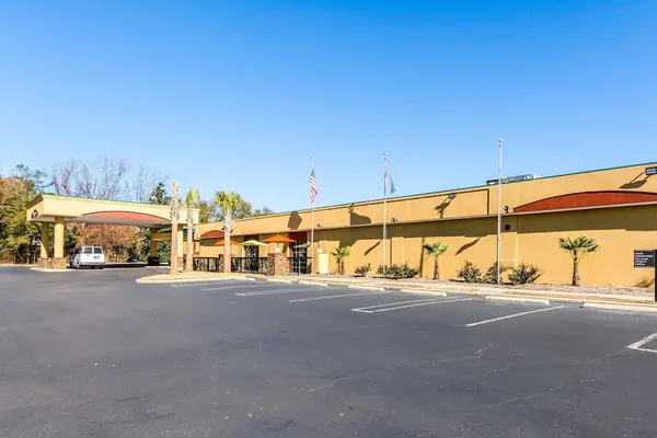 Photo 1 - Clarion Inn Columbia Airport