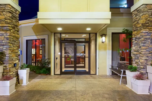 Photo 1 - Holiday Inn Express Roseburg, an IHG Hotel