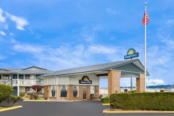 Photo 1 - Days Inn by Wyndham Auburn