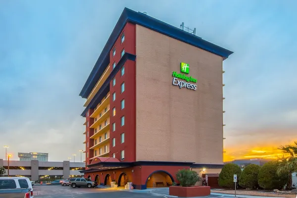Photo 1 - HI Express El Paso Downtown by IHG