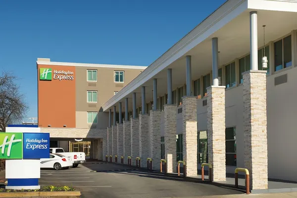 Photo 1 - Holiday Inn Express Baltimore At The Stadiums by IHG