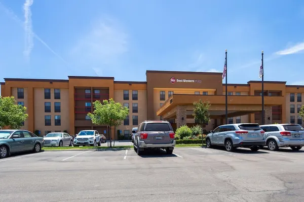 Photo 1 - Best Western Plus Fresno Airport Hotel